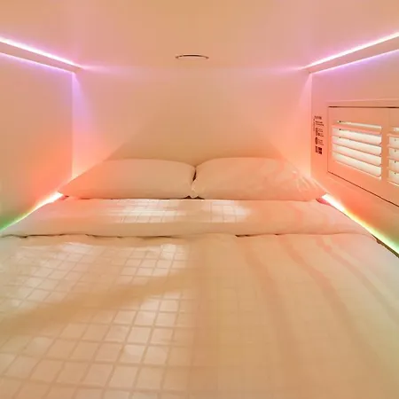 Hotel Cityhub 2*