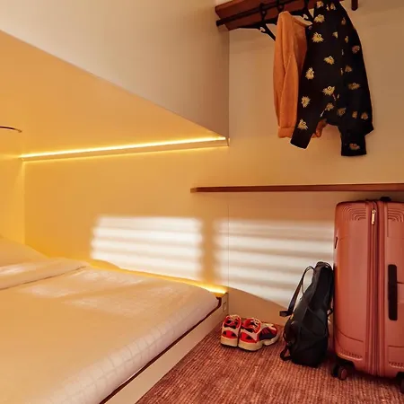 Cityhub Hotel 3*