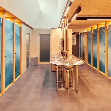 Cityhub Hotel 2*